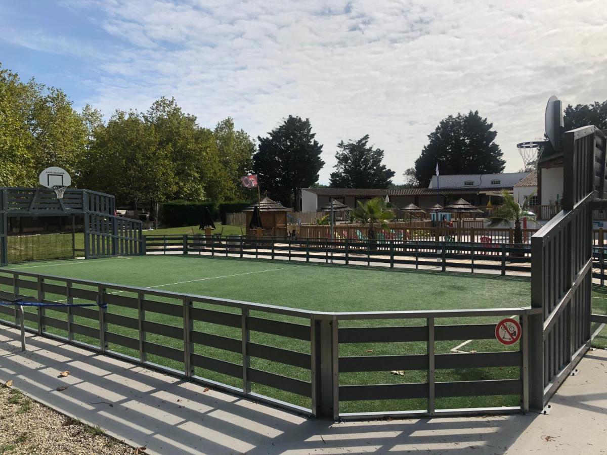 Camping Les Maraises Saint-Martin-de-Ré 외부 사진