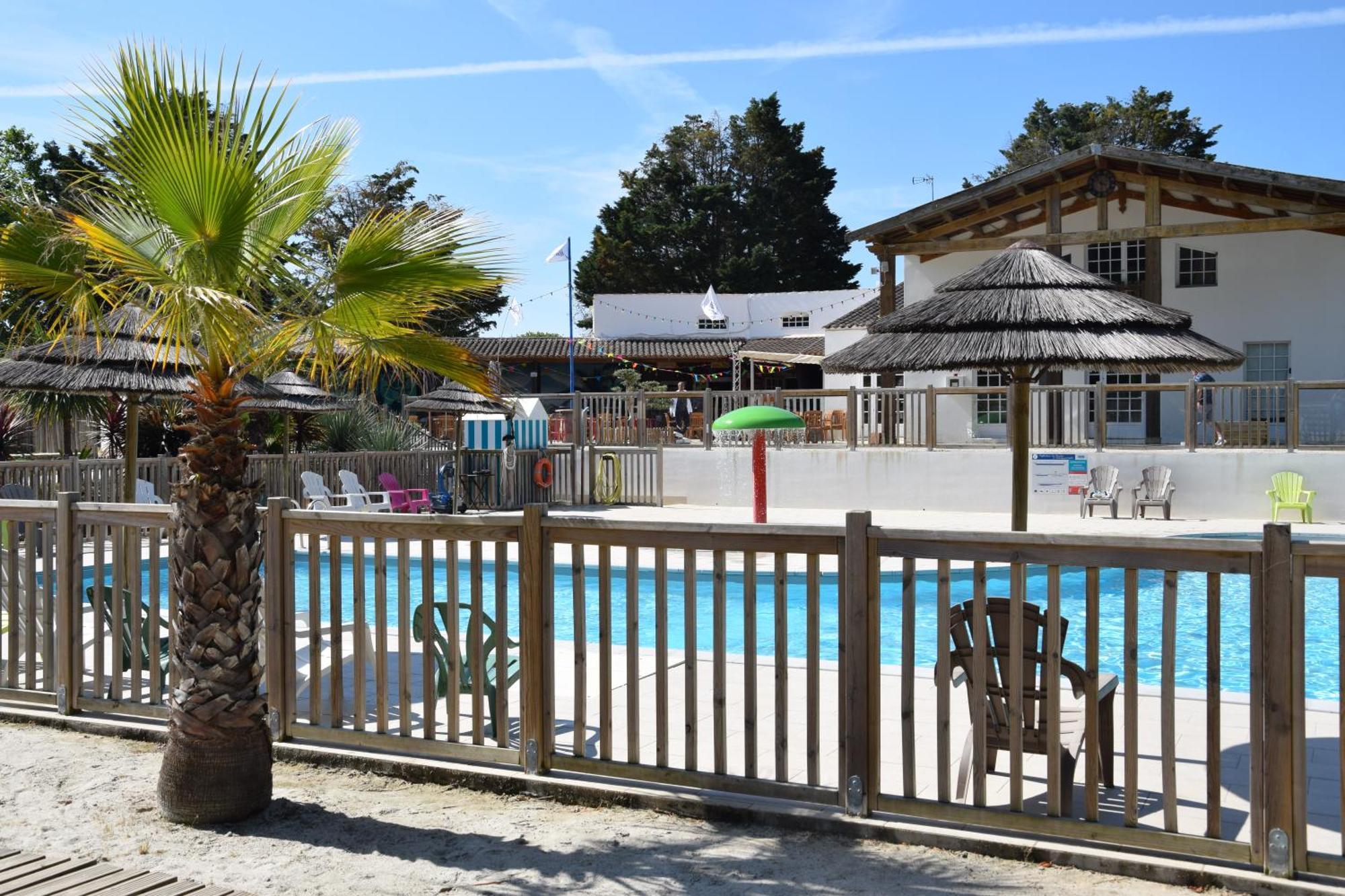 Camping Les Maraises Saint-Martin-de-Ré 외부 사진