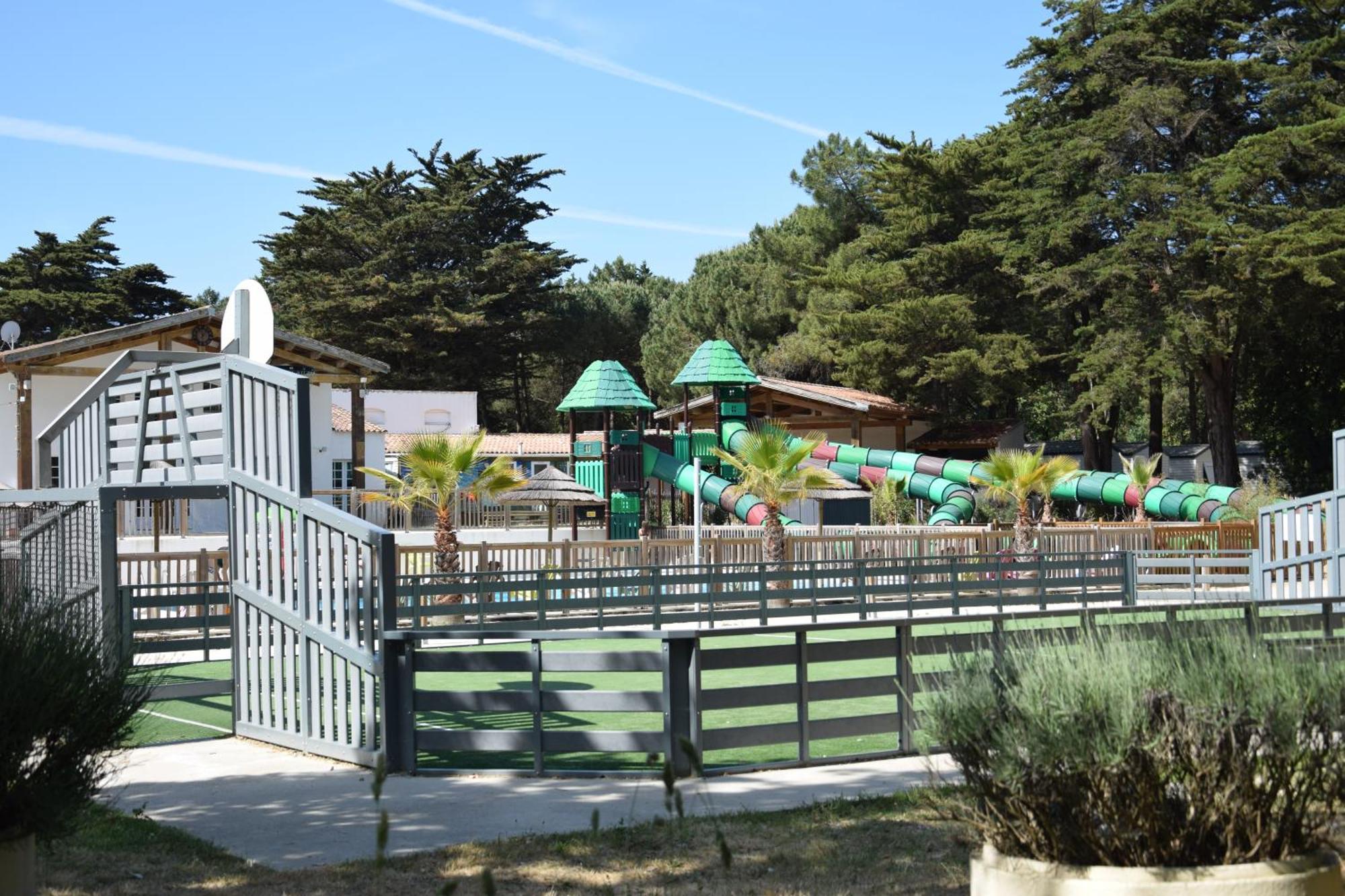Camping Les Maraises Saint-Martin-de-Ré 외부 사진